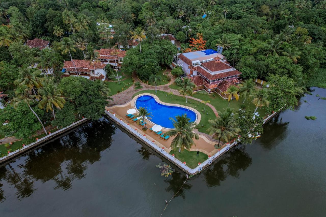 The World Backwaters, Alleppey Kumarakom Exterior foto